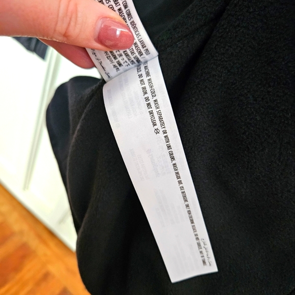 National Geographic Black Medium Down Puffer Vest NWT - Size M - Picture 10 of 10